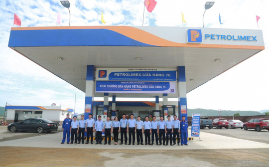 Petrolimex Nghệ An liên tiếp khai trương 3 cửa hàng xăng dầu mới