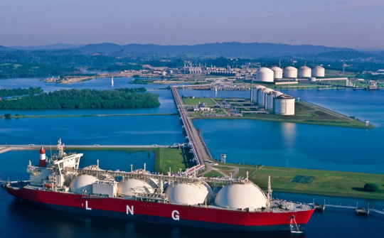 Giá khí đốt tại châu Âu tăng vọt 25% trước rủi ro thiếu hụt nguồn cung nghiêm trọng