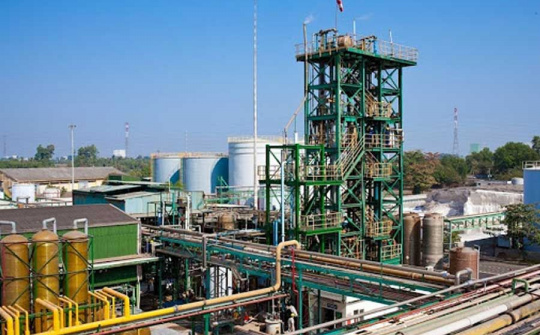 Phát triển ngành công nghiệp hóa chất trở thành ngành công nghiệp nền tảng hiện đại