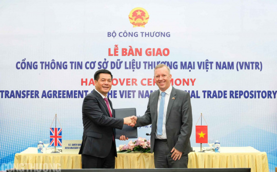 Bộ Công Thương tiếp nhận quản lý Cổng thông tin Cơ sở dữ liệu thương mại Việt Nam (VNTR)