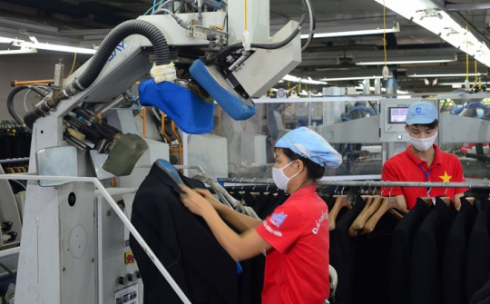 Cấp C/O ưu đãi theo CPTPP, EVFTA tăng mạnh nửa đầu năm