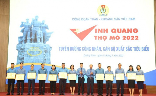 Công đoàn TKV: Tuyên dương 150 công nhân, cán bộ xuất sắc tiêu biểu