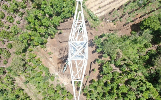 Hiệu quả từ ứng dụng công nghệ trong giám sát thi công dự án truyền tải điện