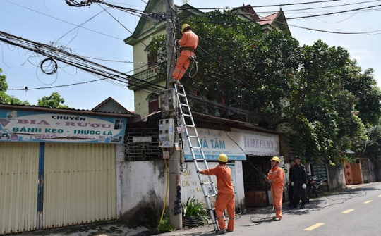 Chung tay thắp sáng nông thôn