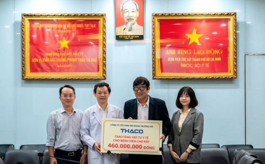 THACO trao tặng vật tư y tế cho Bệnh viện Chợ Rẫy TP Hồ Chí Minh