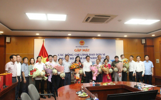 Bộ trưởng Nguyễn Hồng Diên: Những đóng góp của cán bộ nghỉ hưu sẽ là những bài học kinh nghiệm quý báu