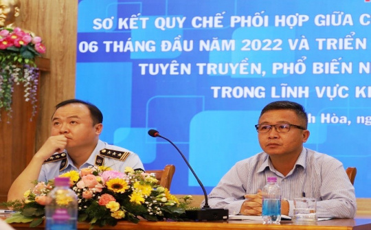 Tăng cường phối hợp trong lĩnh vực kinh doanh xăng dầu