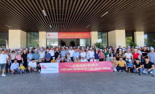 Xi măng Long Sơn: Đón nhà phân phối và khách hàng tại tỉnh Hưng Yên về tham quan