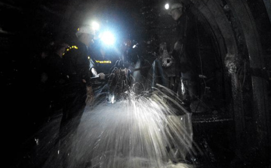 TKV: Rà soát và tăng cường công tác phòng ngừa bục nước mỏ hầm lò