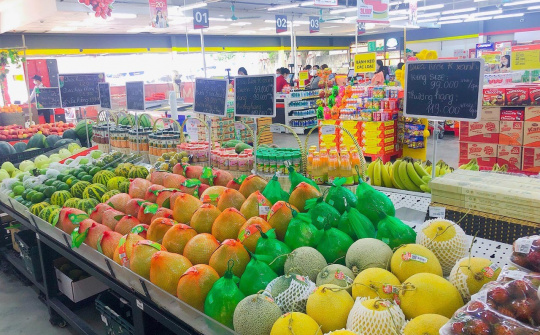 Bán lẻ hàng hóa và doanh thu dịch vụ tiêu dùng tăng cả quy mô và tốc độ