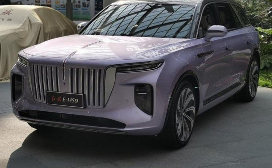 Chi tiết Hongqi E-HS9 giá từ 2,7 tỷ đồng: Có đủ sức đấu VinFast VF9?