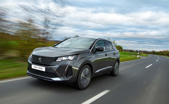 Xem nhanh Peugeot 3008 2021: nâng cấp nhẹ, giá bán là điểm nhấn