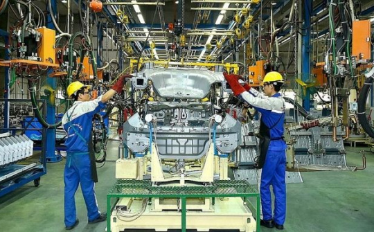 Bố trí nguồn lực để phát triển công nghiệp hỗ trợ cho ngành ô tô Việt Nam