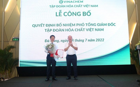 Trao Quyết định bổ nhiệm Phó Tổng giám đốc Vinachem