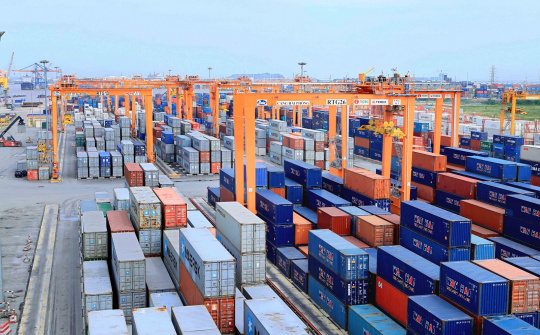 Thu ngân sách từ xuất nhập khẩu tăng cao
