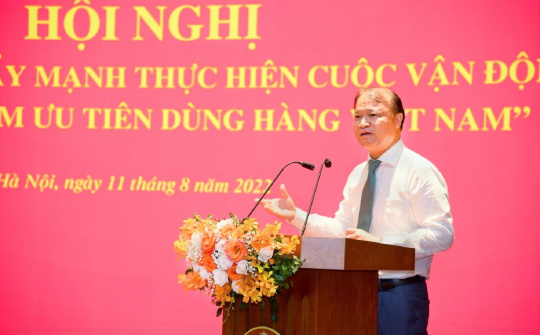 Ưu tiên sử dụng hàng hóa, dịch vụ của nhau góp phần phát triển chuỗi sản xuất, tiêu thụ hàng Việt