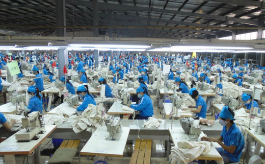 Pháp luật lao động Việt Nam về phân biệt đối xử trong việc làm và nghề nghiệp