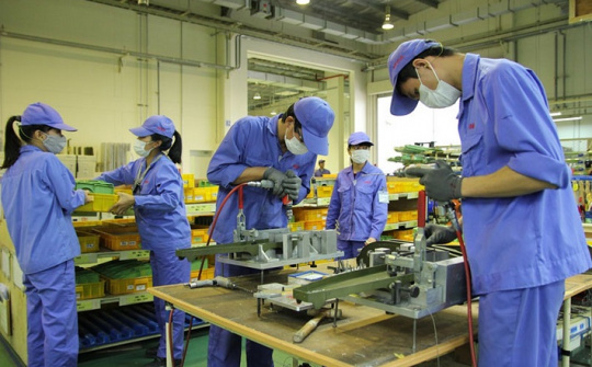 Giải pháp tạo động lực cho người lao động trong các doanh nghiệp Việt Nam