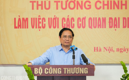 Thủ tướng đánh giá cao đóng góp quan trọng của ngành Công Thương trong phát triển thị trường nước ngoài