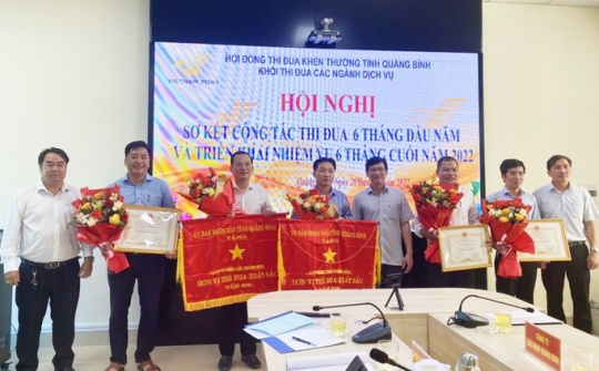 Điện lực Quảng Bình: Nhận Cờ thi đua của UBND tỉnh về thành tích xuất sắc