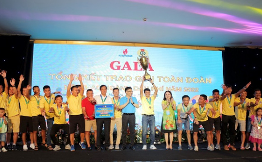 Chặng đường 12 năm để ghi dấu ấn lịch sử: “PV GAS - Nhà vô địch 2022”