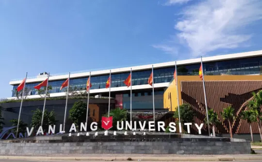 Interlingual transfer in using the English passive voice of Vietnamese students