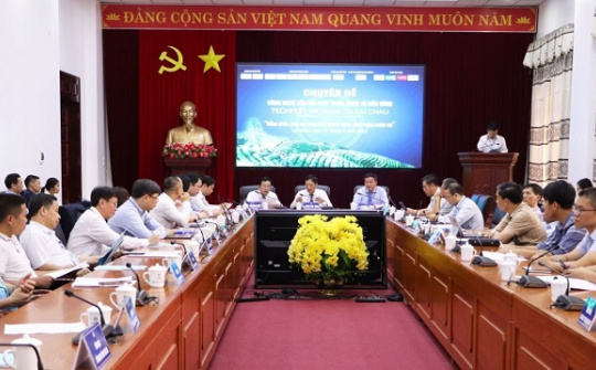 Thúc đẩy chuyển đổi sang năng lượng xanh thân thiện với môi trường