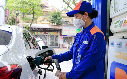 Báo cáo Thủ tướng về phương án thuế giá trị gia tăng và thuế tiêu thụ đặc biệt đối với xăng dầu