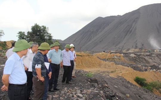 TKV tăng cường đảm bảo môi trường bãi thải Bàng Nâu