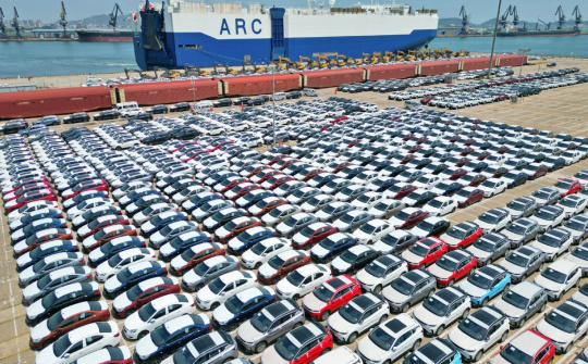 Xuất khẩu ô tô của Trung Quốc đạt mức cao kỷ lục trong tháng 8