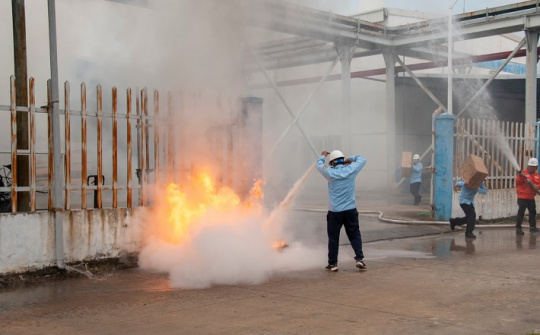 Nhiệt điện Hải Phòng: Tổ chức diễn tập phương án chữa cháy và cứu nạn, cứu hộ