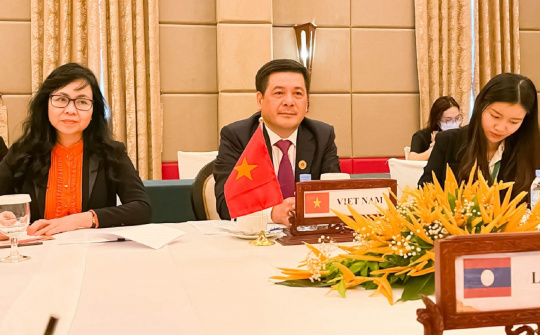 Tạo thuận lợi cho doanh nghiệp Việt Nam - Lào tăng cường hợp tác đầu tư
