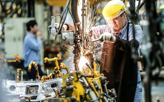 Tập trung nguồn lực ổn định kinh tế vĩ mô, kiểm soát lạm phát