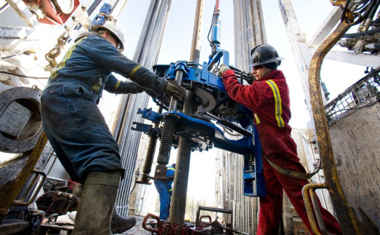 Giá dầu thô 20/9: OPEC+ khó có thể nâng thêm sản lượng khai thác