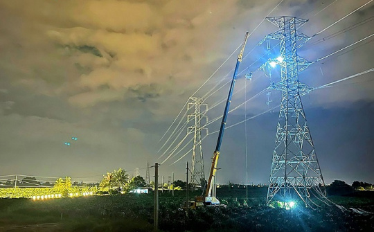 EVNNPT gấp rút di dời 19 điểm giao chéo đường dây truyền tải để thi công cao tốc Bắc - Nam
