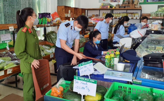 TP. Hồ Chí Minh rà soát, kiểm tra việc kinh doanh rau, củ, quả không rõ nguồn gốc