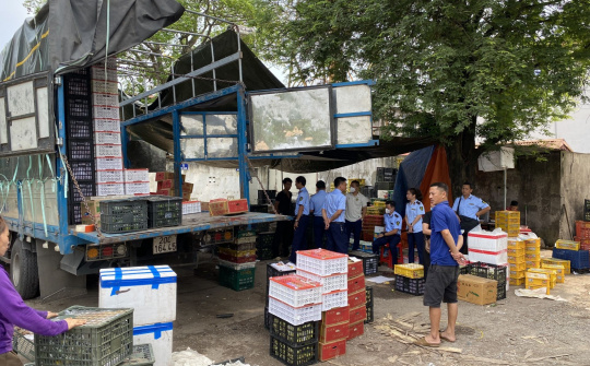 Thái Nguyên thu giữ 292 kg trái cây tươi không rõ nguồn gốc xuất xứ