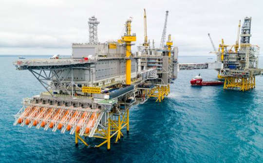 Giá dầu thô 28/9: Quay đầu giảm, các giàn khoan trên Vịnh Mexico chuẩn bị khai thác trở lại