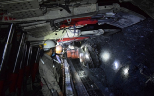 Kết quả áp dụng công nghệ cơ giới hóa đồng bộ hạng nhẹ khai thác vỉa dốc thoải đến nghiêng tại một số mỏ hầm lò vùng Quảng Ninh