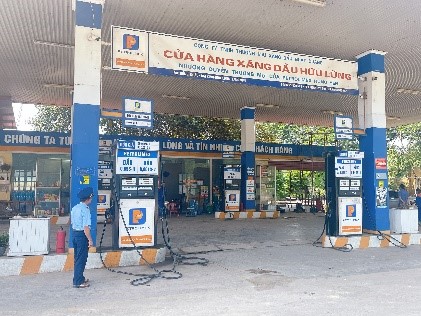 Lạng Sơn: Phát hiện, xử lý cửa hàng vi phạm thời gian điều chỉnh giá bán lẻ xăng dầu