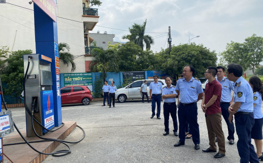 Tổng cục Quản lý thị trường giám sát nguồn cung xăng dầu trên địa bàn tỉnh Nam Định