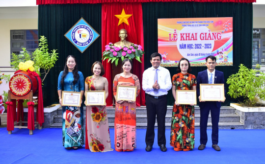 Phòng Giáo dục & Đào tạo thành phố Kon Tum:  Chú trọng xây dựng trường đạt chuẩn quốc gia