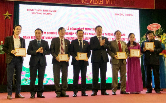 Hà Nội: Trao danh hiệu nghệ nhân và sản phẩm công nghiệp nông thôn tiêu biểu năm 2021