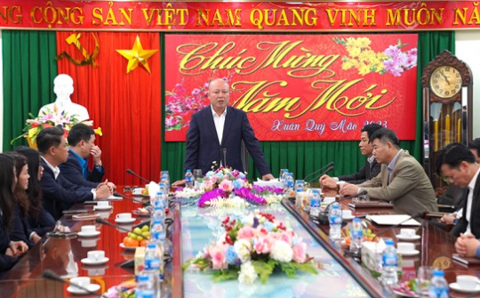Lãnh đạo VINACHEM thăm, chúc Tết tại Công ty CP Xà phòng Hà Nội, Công ty CP Phân đạm và Hóa chất Hà Bắc