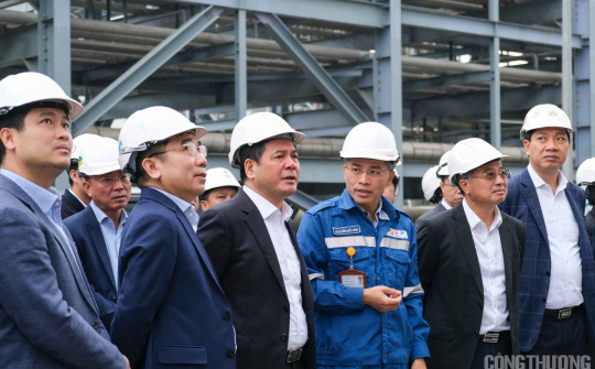 Bộ trưởng Nguyễn Hồng Diên: Nghi Sơn phải khẩn trương vận hành ổn định, đảm bảo nguồn cung bằng mọi cách, mọi giá