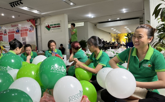 Co.op Food chăm lo Tết cho hơn 500 trẻ em có hoàn cảnh khó khăn
