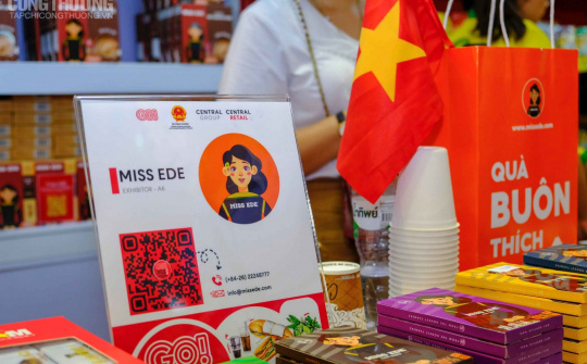 Hàng Việt tự tin gõ cửa xứ Chùa Vàng