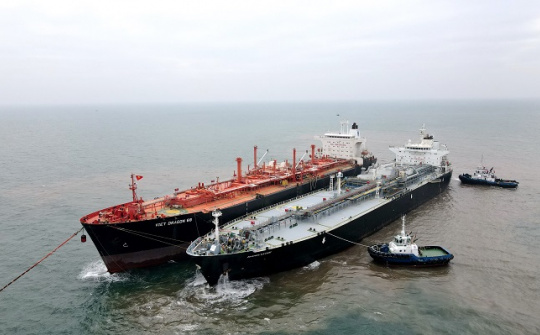 PV GAS Trading nhập chuyến hàng LPG lạnh đầu tiên