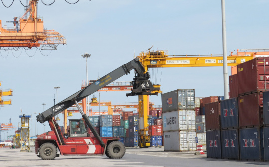 Xuất khẩu hàng hóa nửa đầu tháng 1/2023 tăng nhẹ so cùng kỳ trước