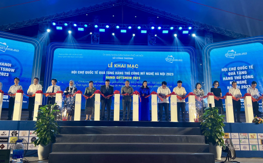 Khai mạc Hội chợ quốc tế Quà tặng hàng thủ công mỹ nghệ Hà Nội 2023